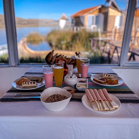 Uros Kay Pacha Lodge Puno Exteriör bild
