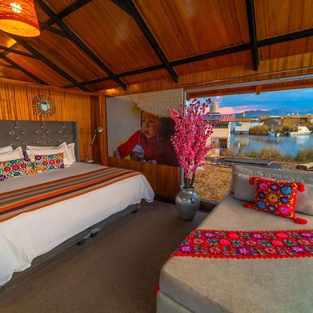 Uros Kay Pacha Lodge Puno Exteriör bild