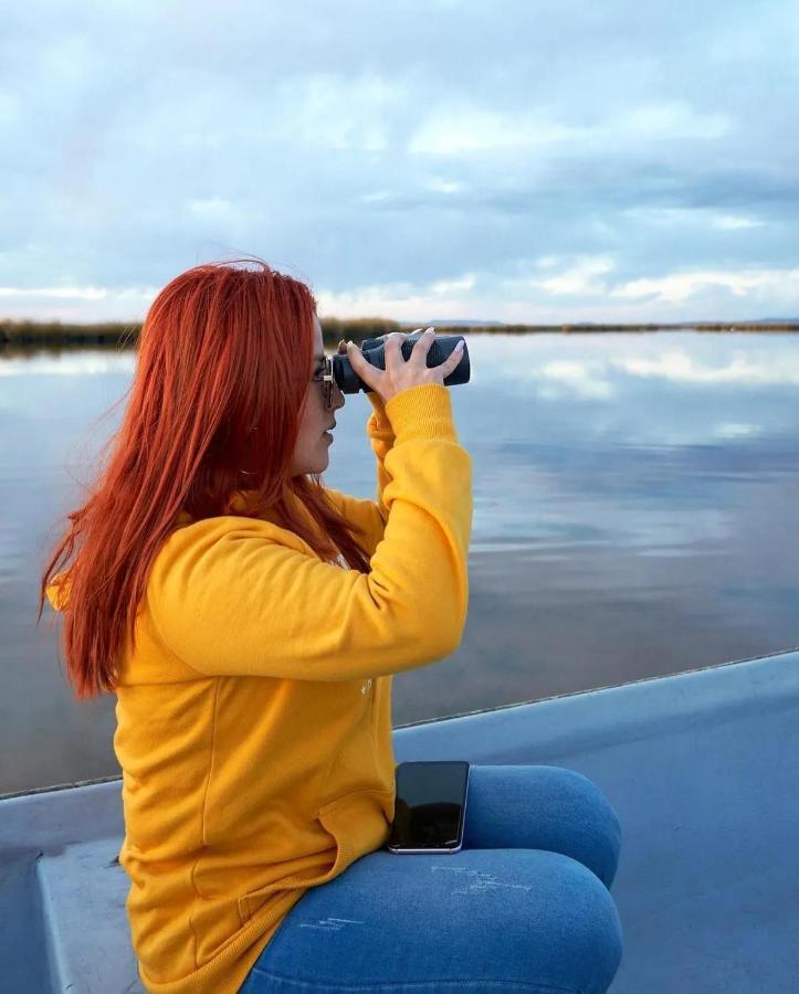 Uros Kay Pacha Lodge Puno Exteriör bild