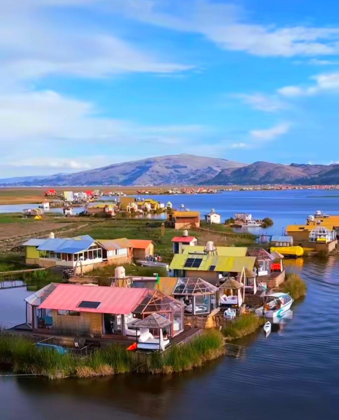 Uros Kay Pacha Lodge Puno Exteriör bild